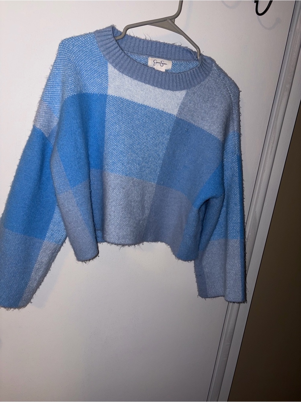 Jessica Simpson Blue Plaid Cropped Crewneck Sweater